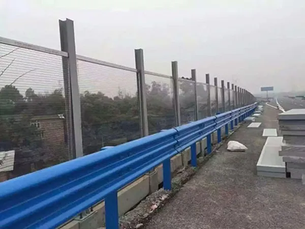 喷塑三波护栏板