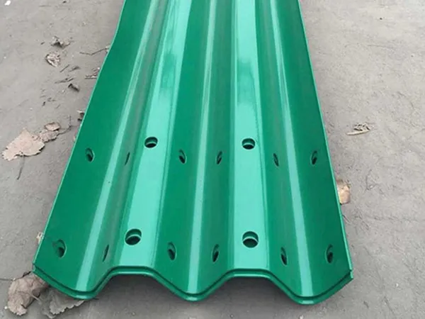 喷塑三波护栏板